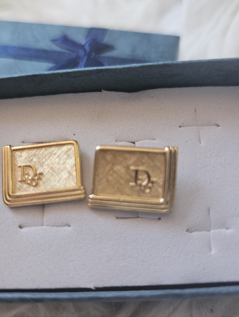 Dior: Vintage CUFFLINK ONLY - Picture 4 of 7